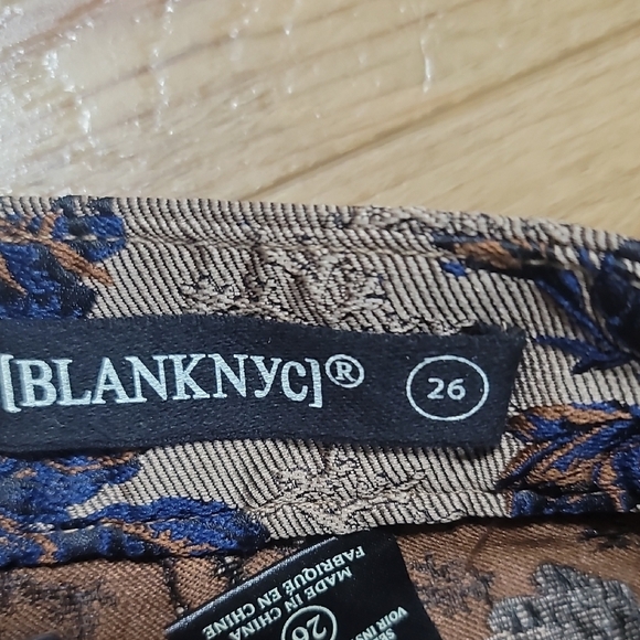 Blank NYC High Waist Floral Brocade Shorts - Metallic Bronze and Navy - Picture 2 of 12